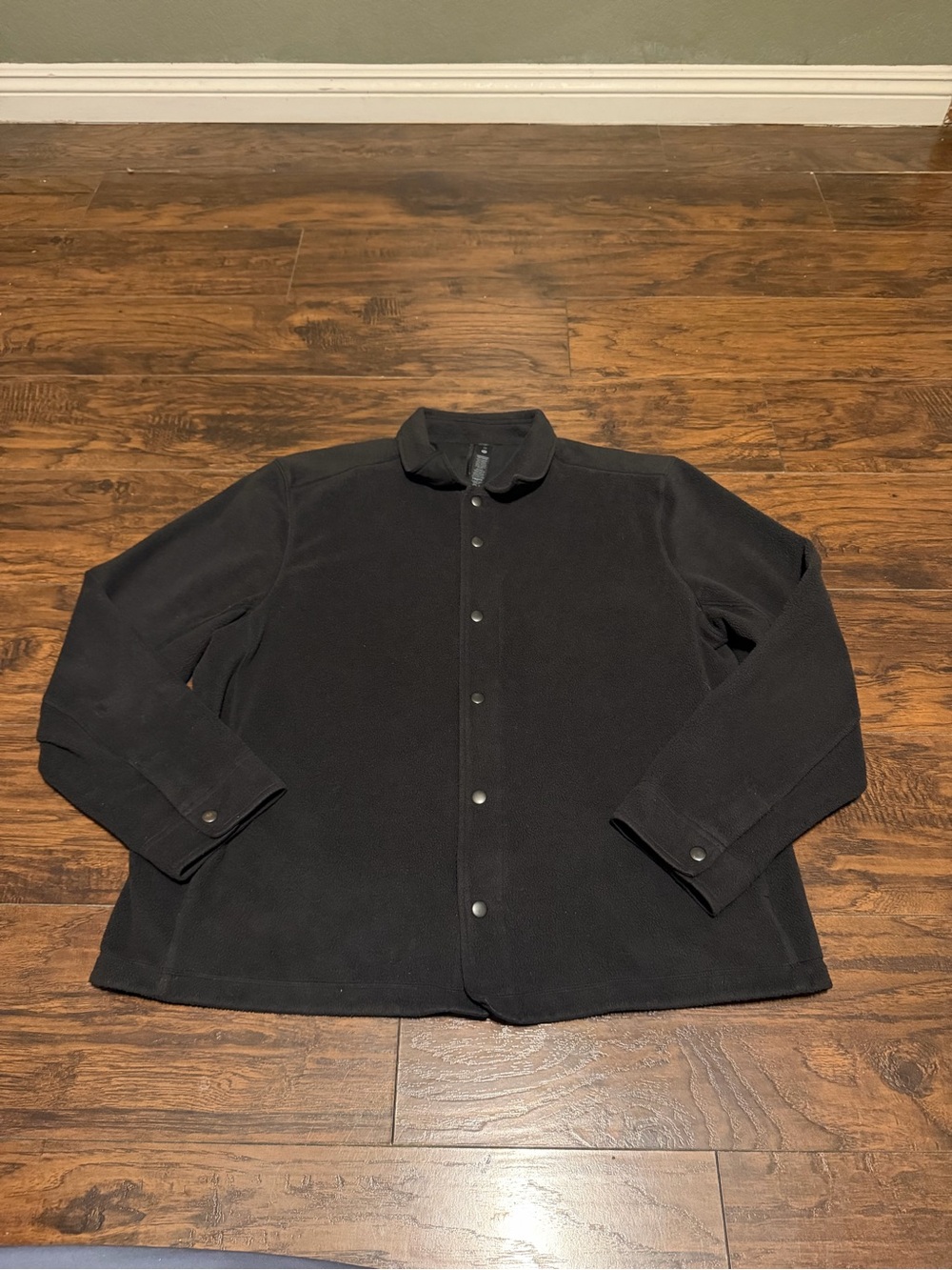 Lululemon men’s black fleece overshirt button snap jacket size XXL